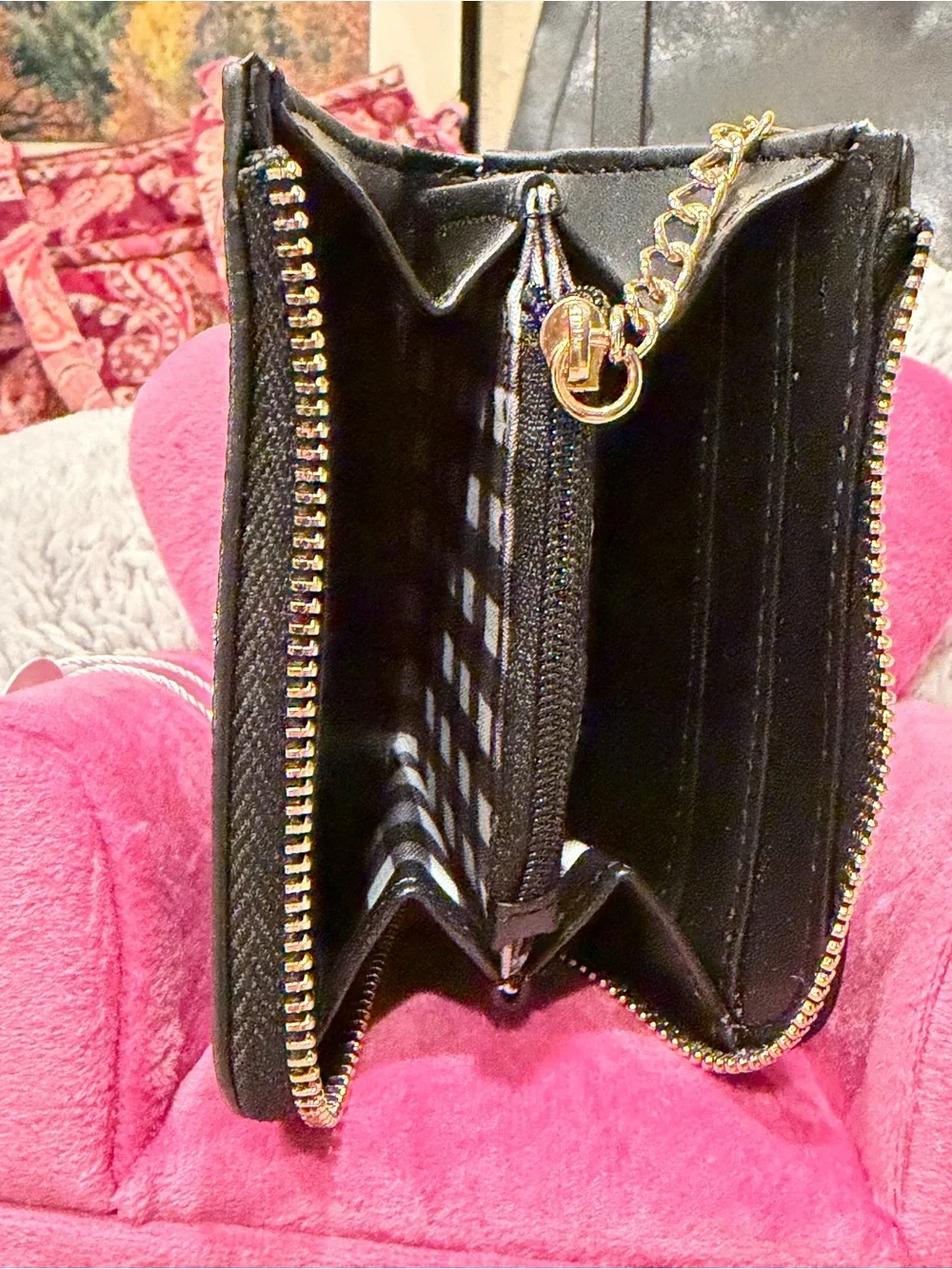 Nanette Lepore Christie Black Pebbled Vegan Leather Zip Card Wallet
